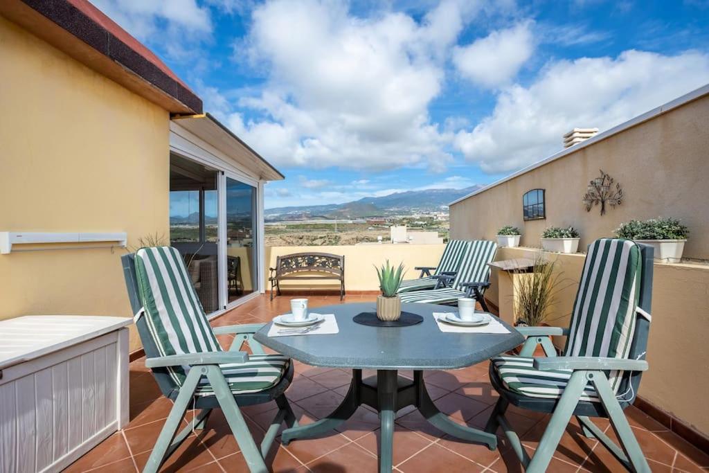 Fabuloso Atico, Con Amplia Terraza El Medano  Luaran gambar